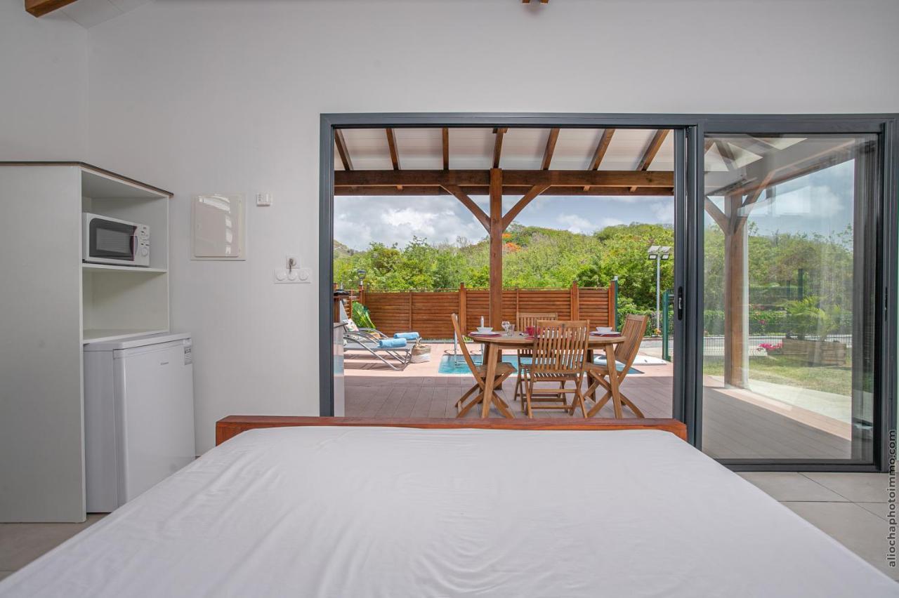 Bungalow Pom 1, Piscine, A 5 Min Des Plages Le Vauclin Exteriör bild