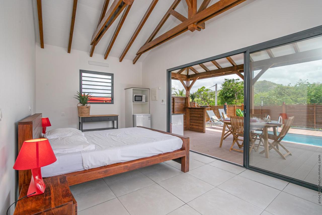 Bungalow Pom 1, Piscine, A 5 Min Des Plages Le Vauclin Exteriör bild